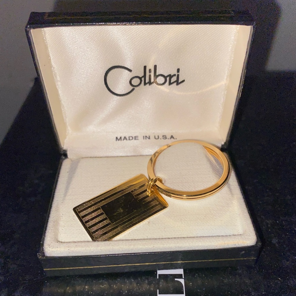 Colbri gold keychain